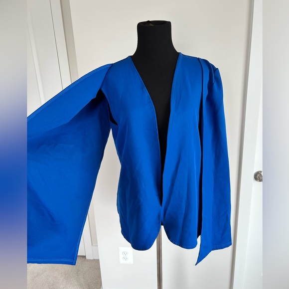 Blue cloak lightweight  blazer, size Large, like new - Picture 2 of 3